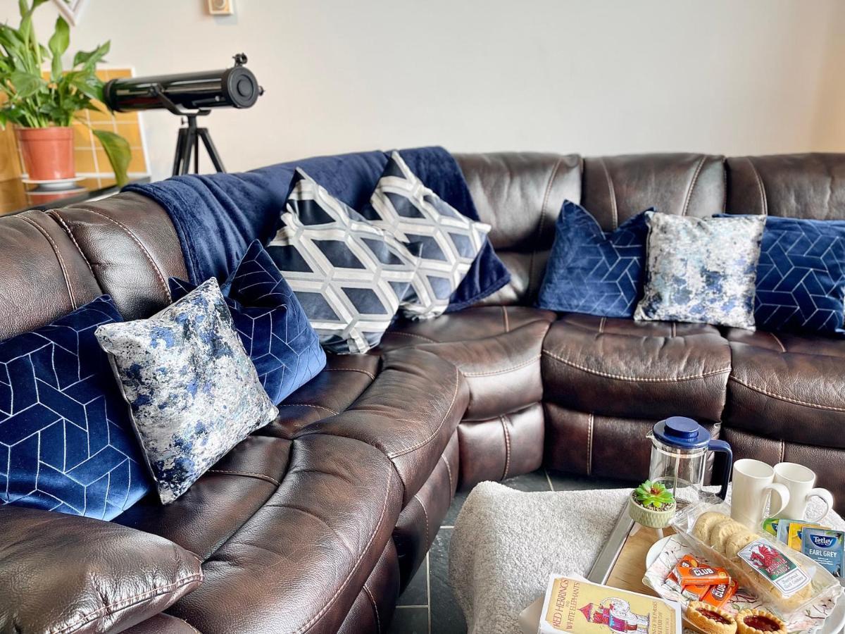 The Mermaids Watch Pendine Dog Friendly With Cymru Holidays Exterior foto